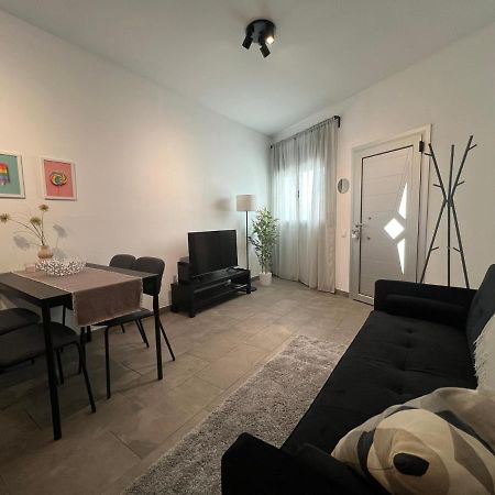 Cozy Apartment Well-Located In Terrassa, Barcelona Экстерьер фото