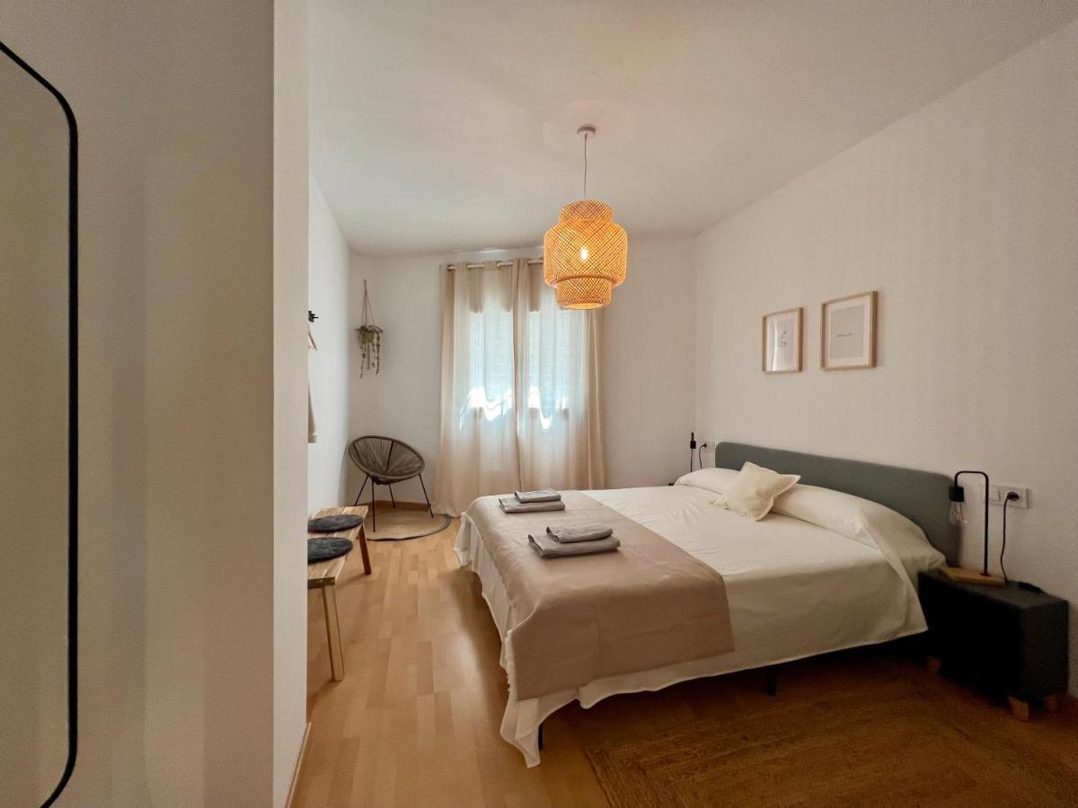 Cozy Apartment Well-Located In Terrassa, Barcelona Экстерьер фото